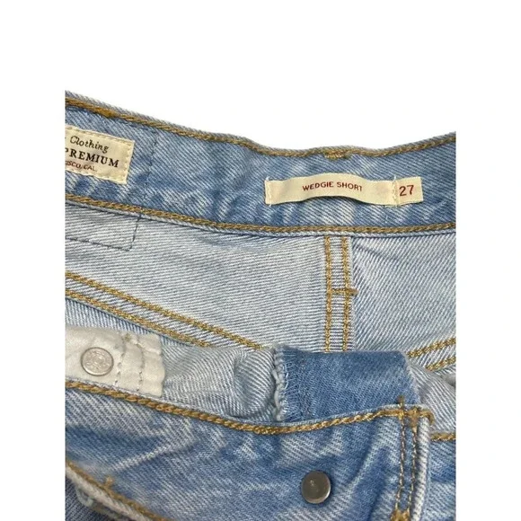 Levi’s Wedgie Distressed Jean Shorts-sz 27 - Picture 7 of 11